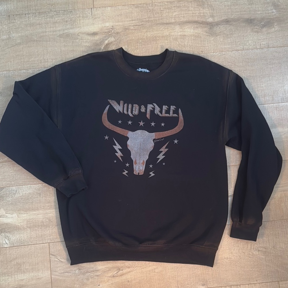 Wild & Free Black Sweatshirt